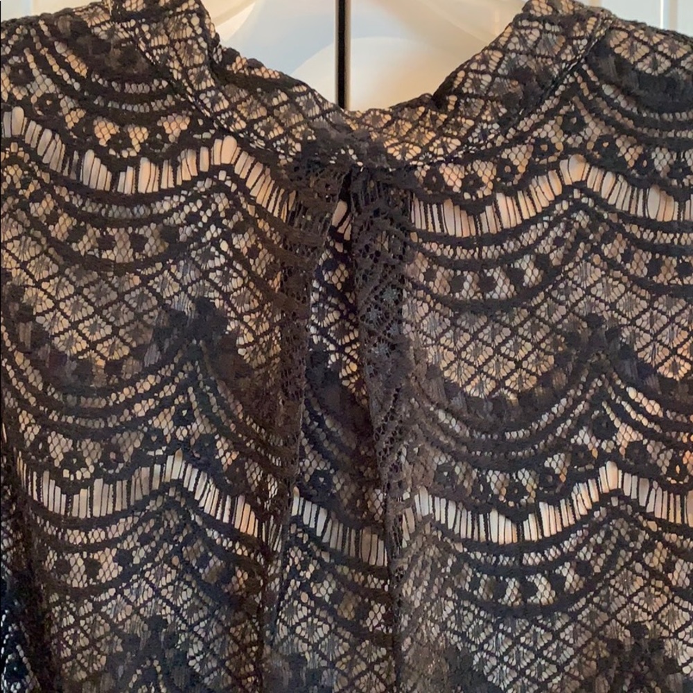 Crop blouse - Picture 2 of 3